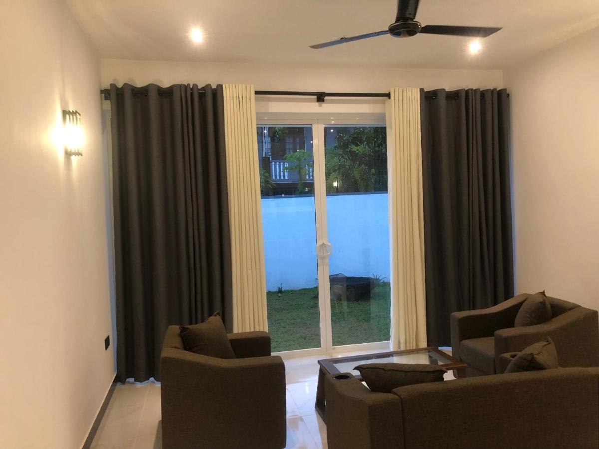 Luvi'S Villa Гале Екстериор снимка