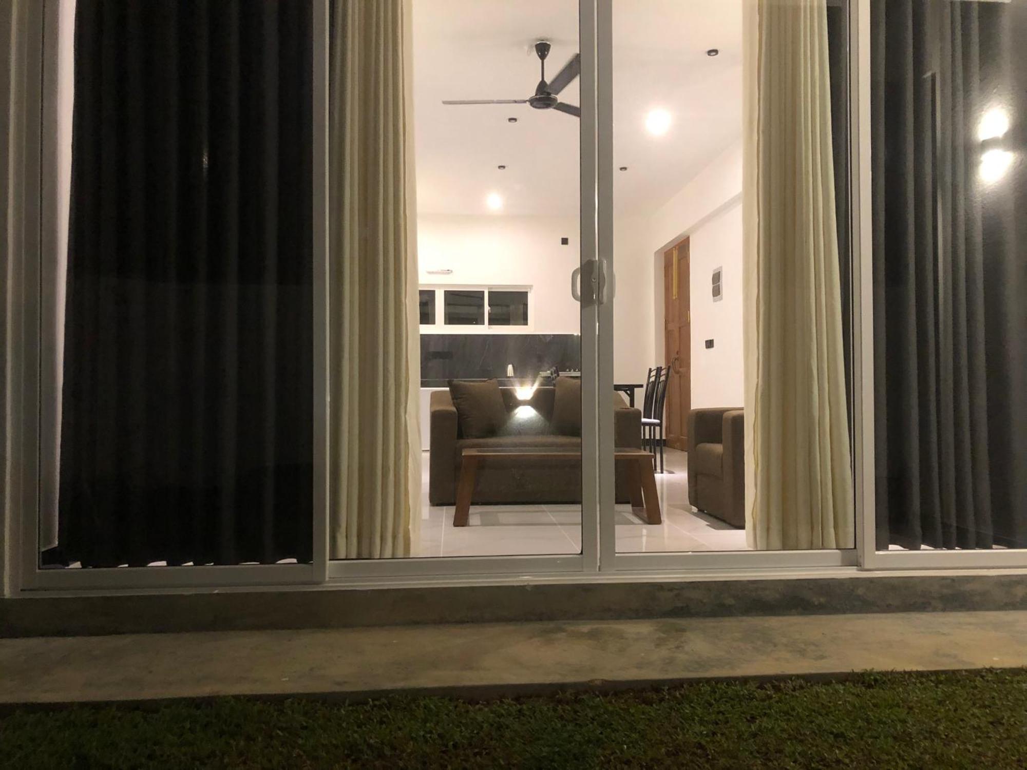 Luvi'S Villa Гале Екстериор снимка